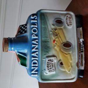 Collectible Vintage Indianapolis Racing Jim Beam Decanter Bottle